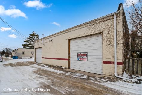 242 West Jeffery Street Kankakee IL 60901