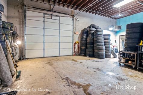 242 West Jeffery Street Kankakee IL 60901