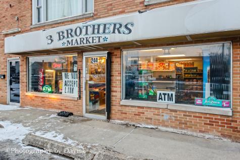 242 West Jeffery Street Kankakee IL 60901
