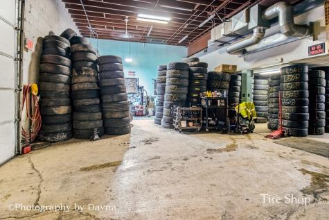 242 West Jeffery Street Kankakee IL 60901