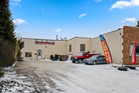 242 West Jeffery Street Kankakee IL 60901