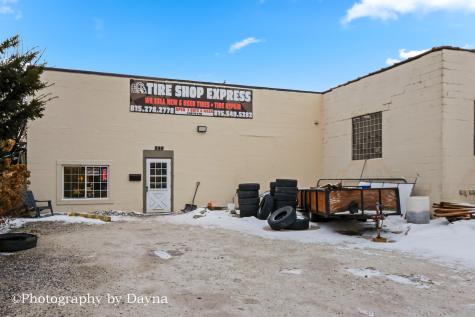 242 West Jeffery Street Kankakee IL 60901