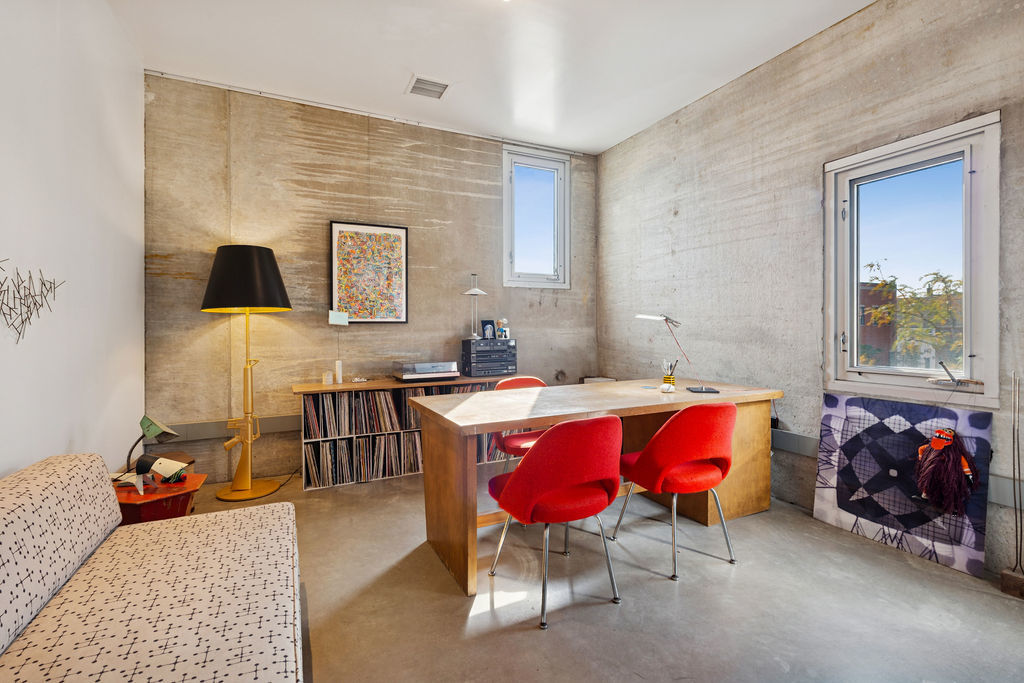 2054 West Grand Avenue Chicago IL 60612