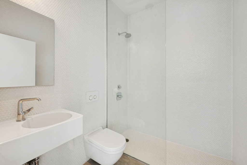 2054 West Grand Avenue Chicago IL 60612