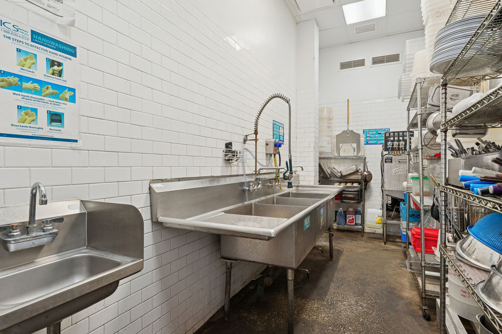 2054 West Grand Avenue Chicago IL 60612