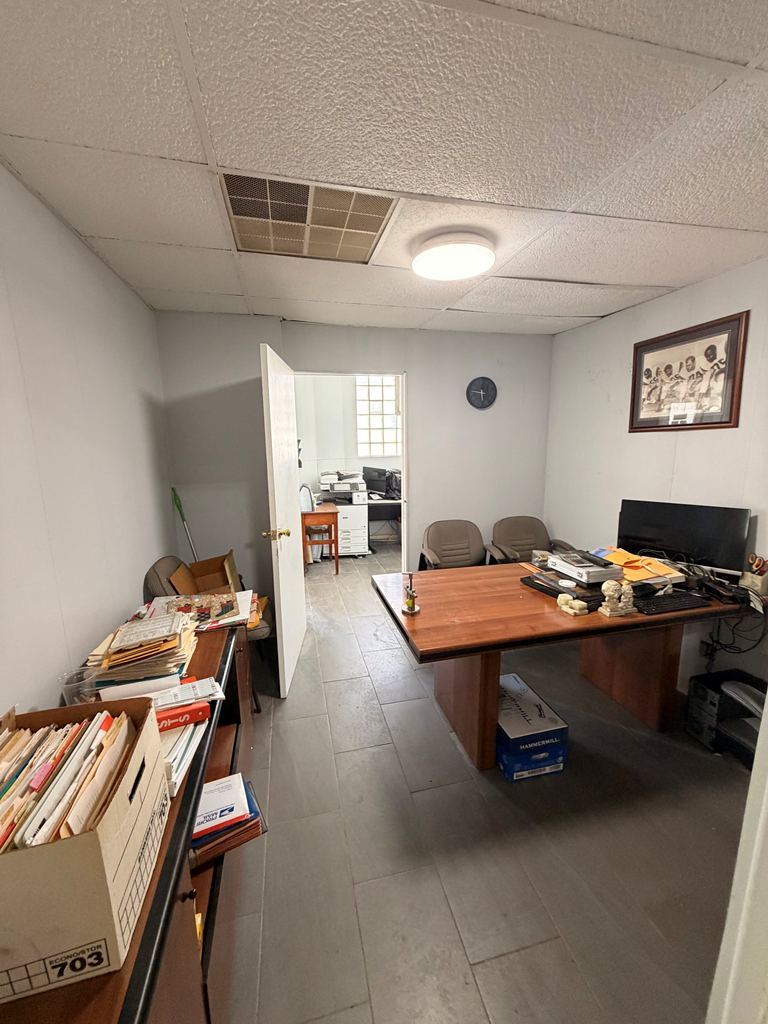 3957 North Normandy Avenue Chicago IL 60634