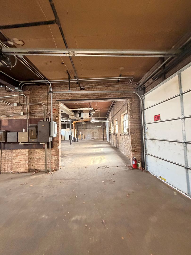 3957 North Normandy Avenue Chicago IL 60634