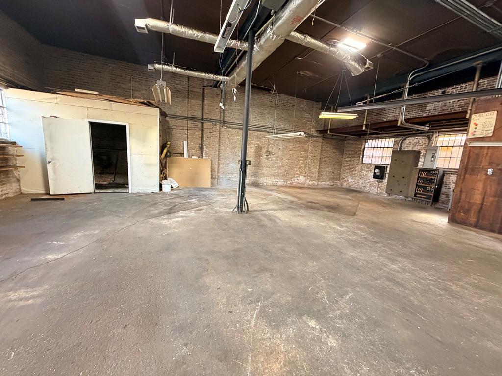 3957 North Normandy Avenue Chicago IL 60634