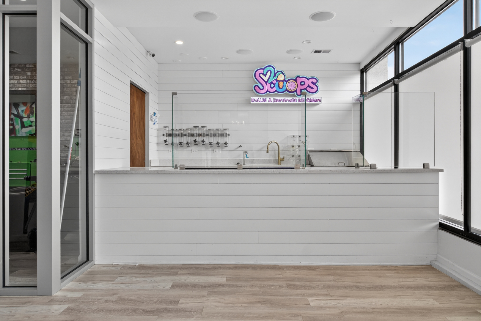1851 East 87th Street Chicago IL 60617
