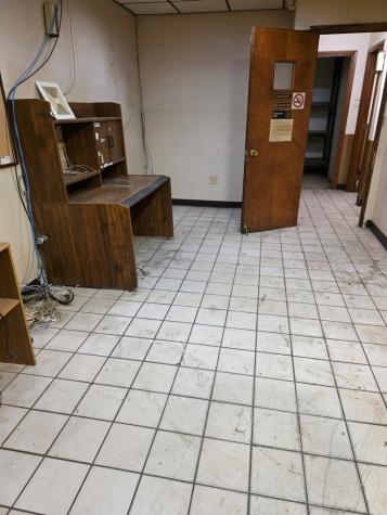2859 West Montrose Avenue Chicago IL 60618