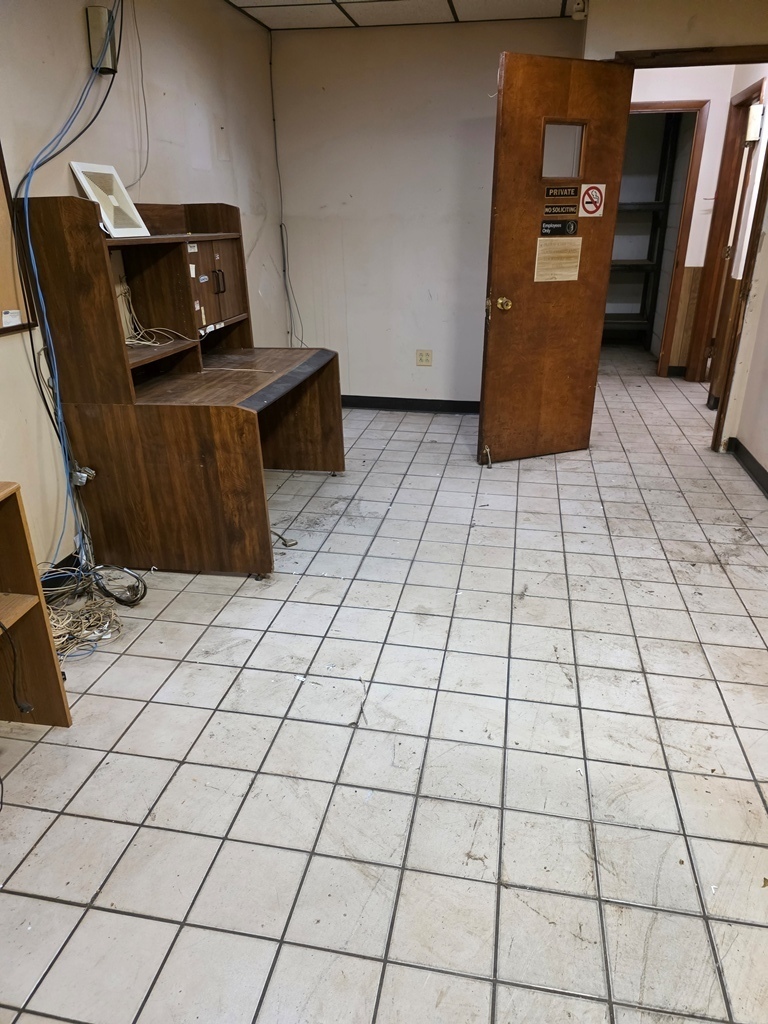 2859 West Montrose Avenue Chicago IL 60618