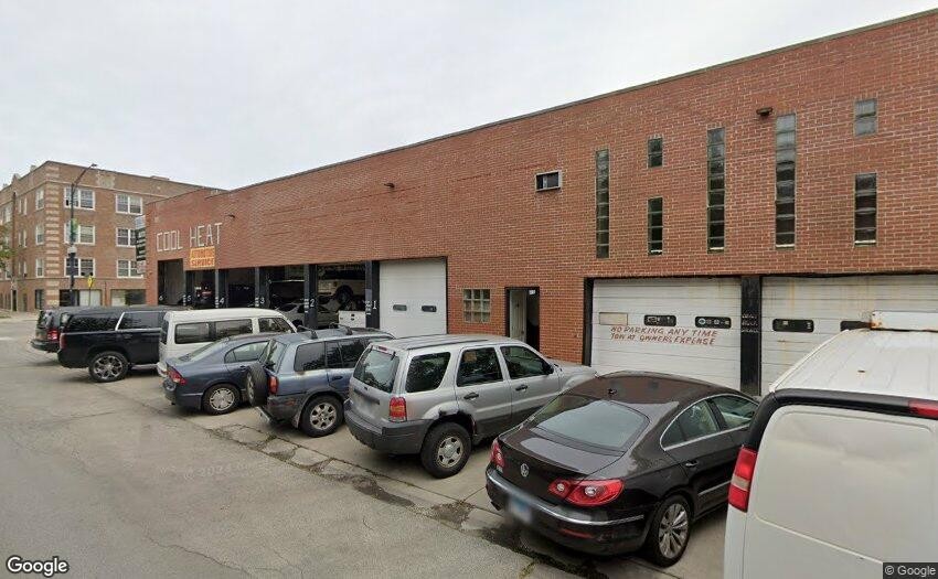 2859 West Montrose Avenue Chicago IL 60618