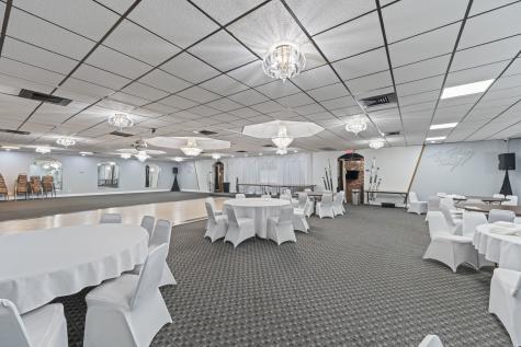 10140 South Roberts Road Palos Hills IL 60465