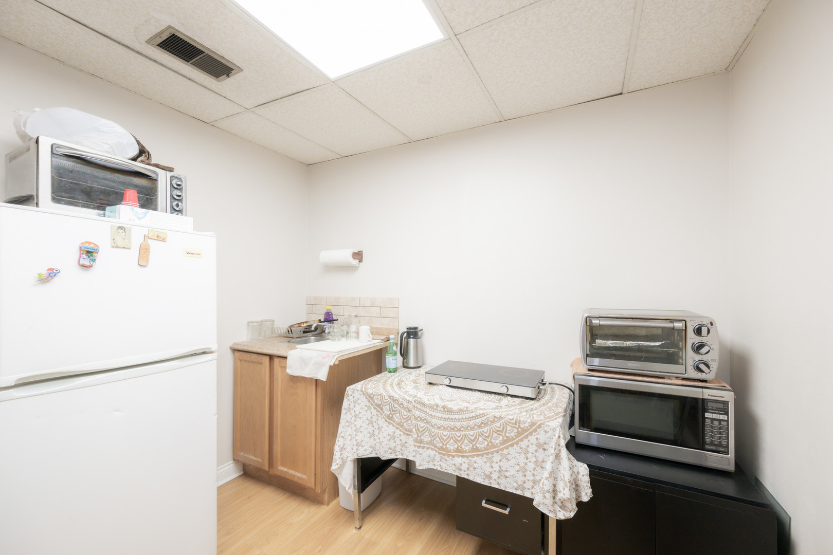 2815 North Kimball Avenue Chicago IL 60618