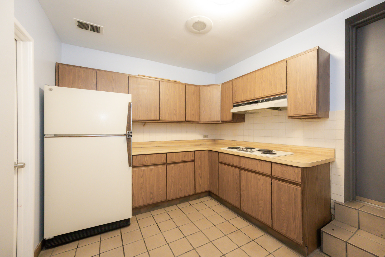 2815 North Kimball Avenue Chicago IL 60618
