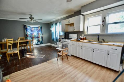 5807 Forest Hills Road Rockford IL 61114