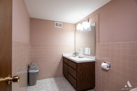 7922 South Pulaski Road Chicago IL 60652