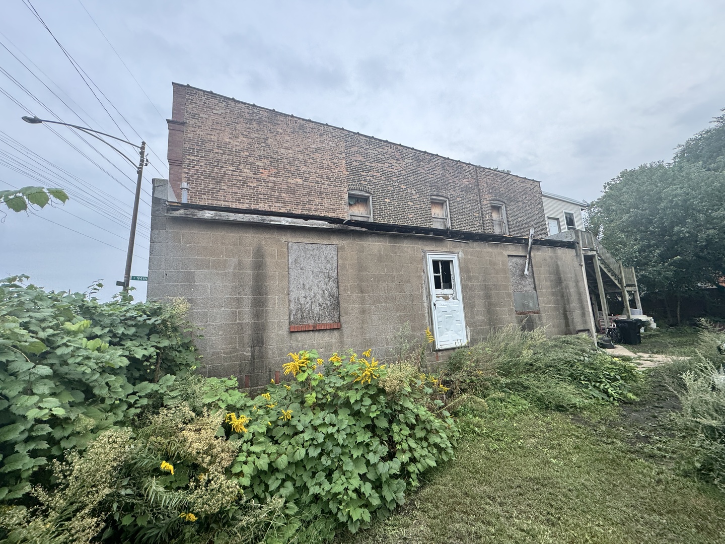9398 South Kreiter Avenue Chicago IL 60617