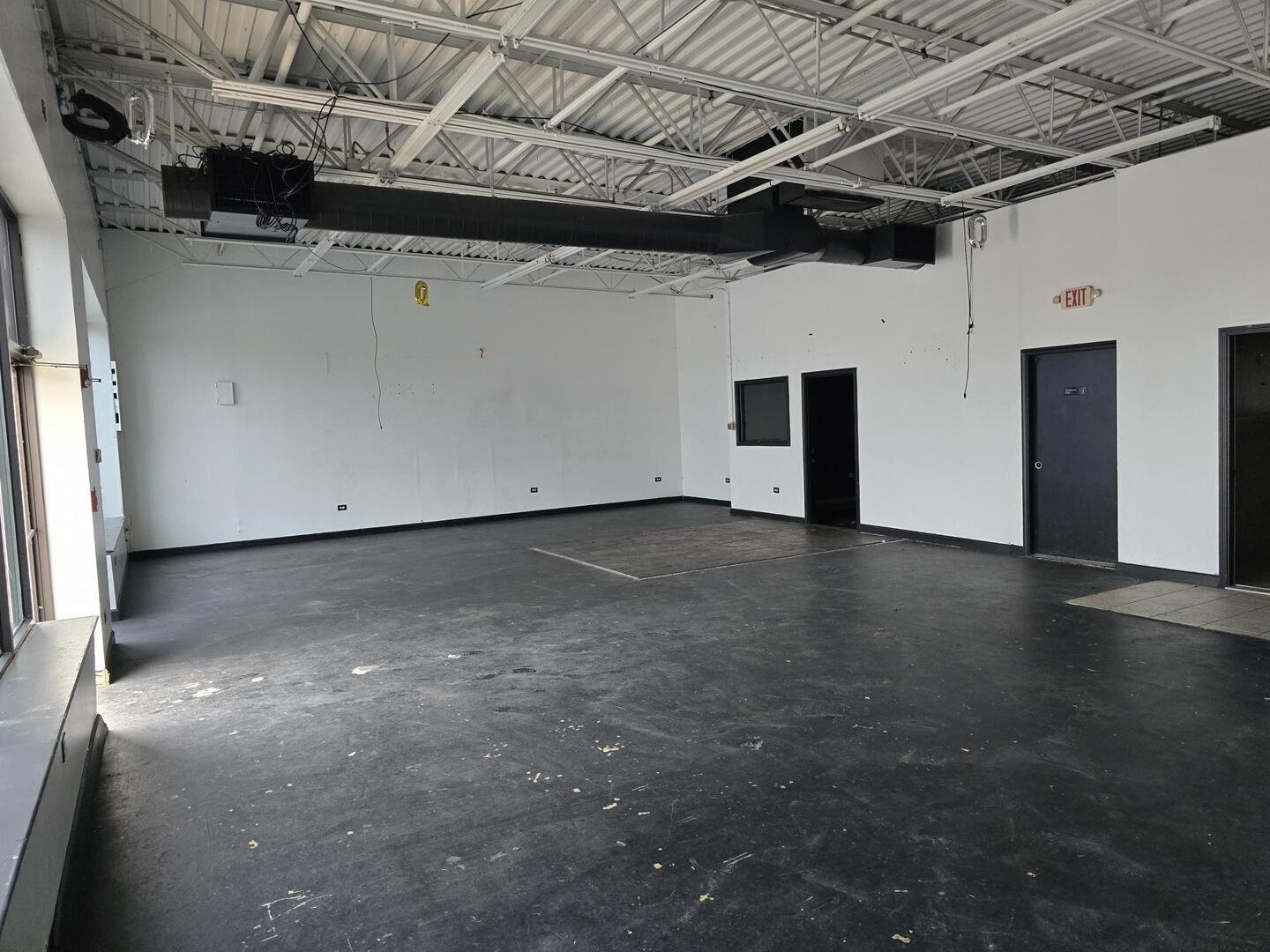 430 Swift Road Addison IL 60101