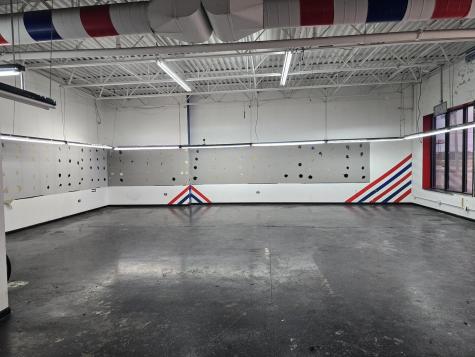 430 Swift Road Addison IL 60101