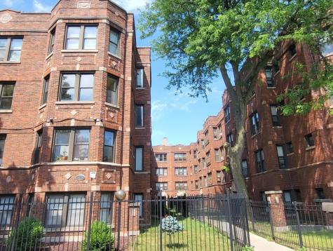 6820 South Perry Avenue Chicago IL 60621