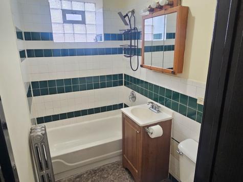 6820 South Perry Avenue Chicago IL 60621
