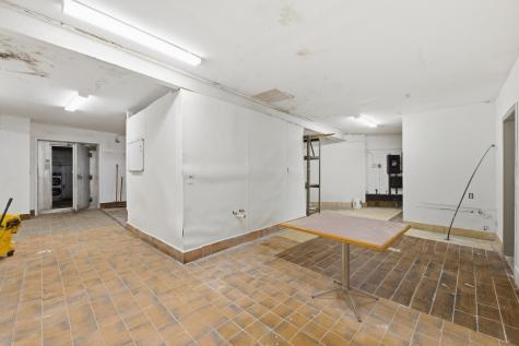682 Park Avenue Genoa IL 60135