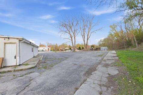682 Park Avenue Genoa IL 60135