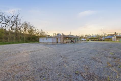 682 Park Avenue Genoa IL 60135