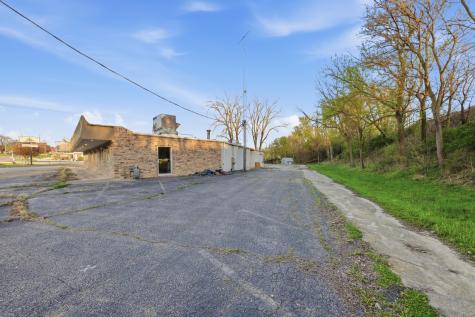 682 Park Avenue Genoa IL 60135