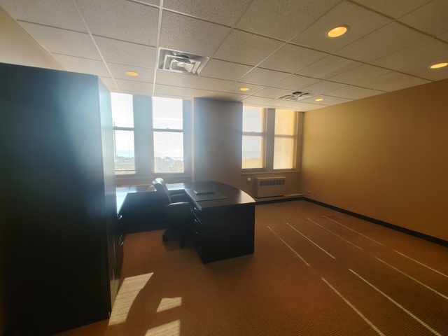 111 North Wabash Avenue Chicago IL 60602