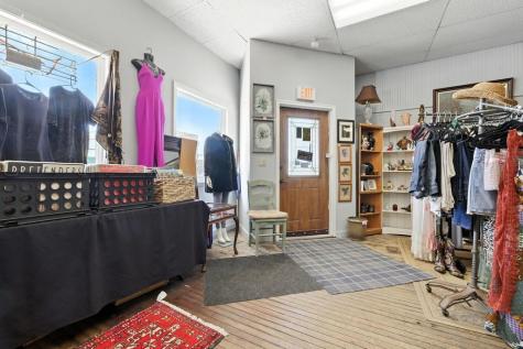 9936 Main Street Hebron IL 60034