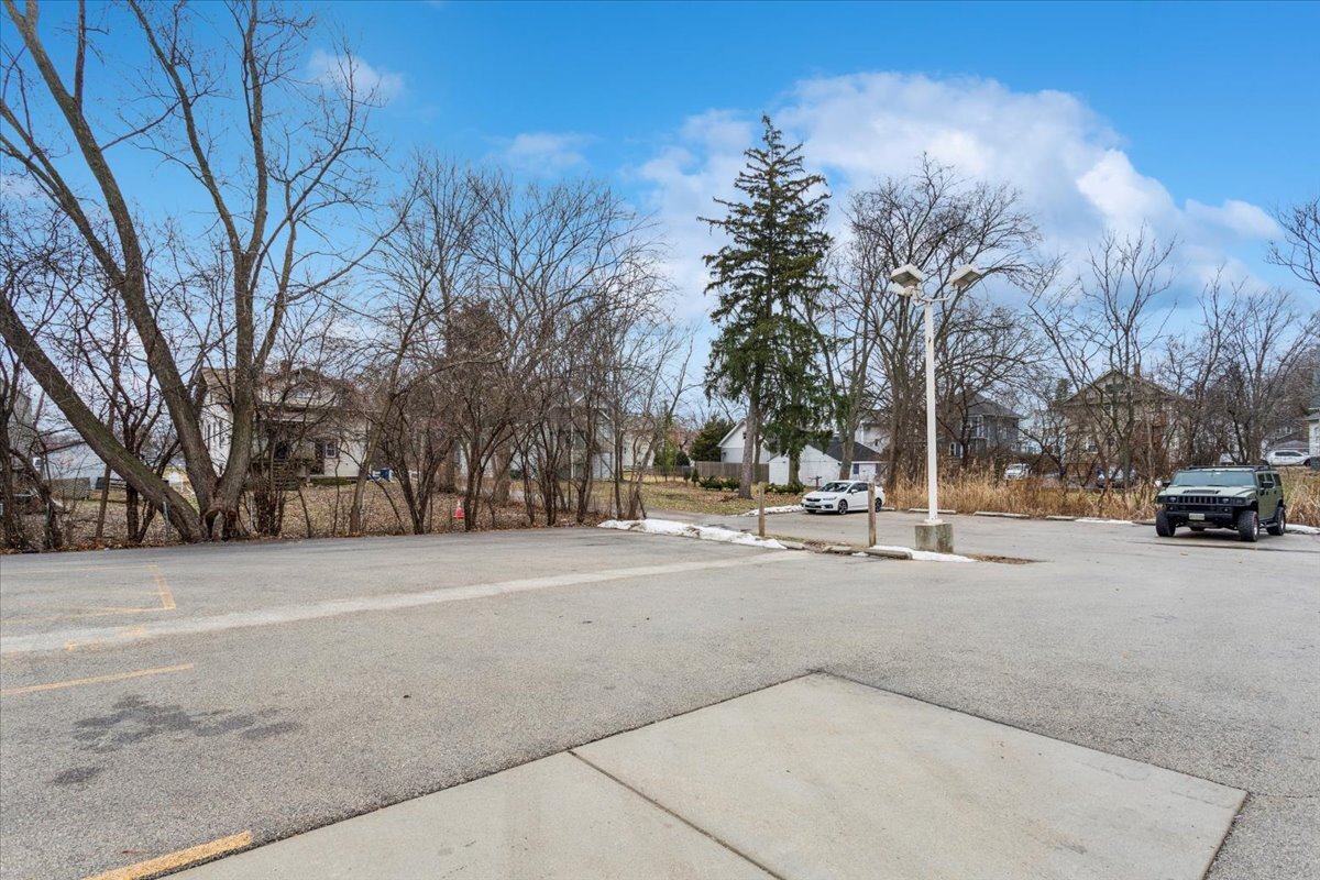 Confidential Main Street Wheaton IL 60187