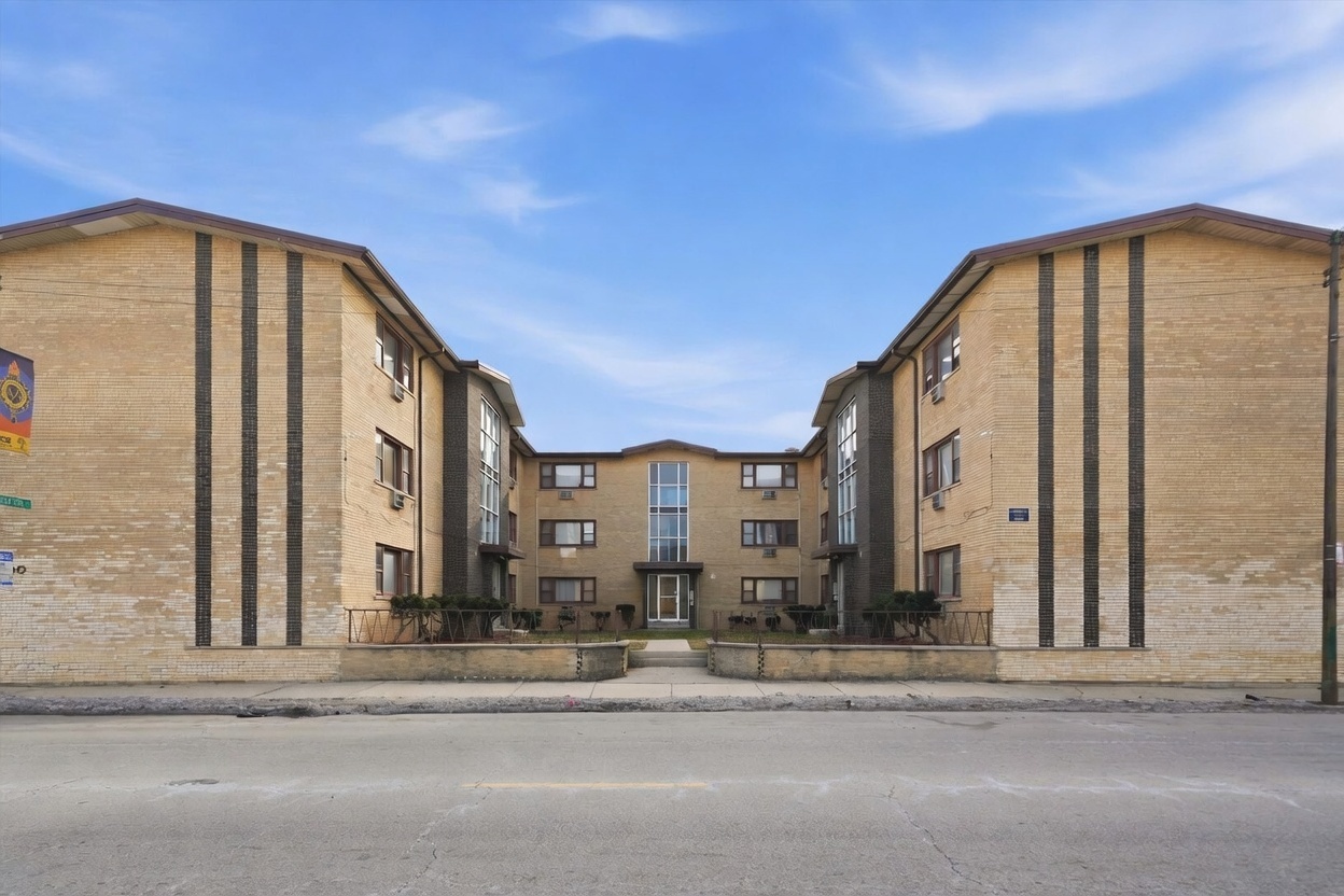 2153 East 87th Street Chicago IL 60617