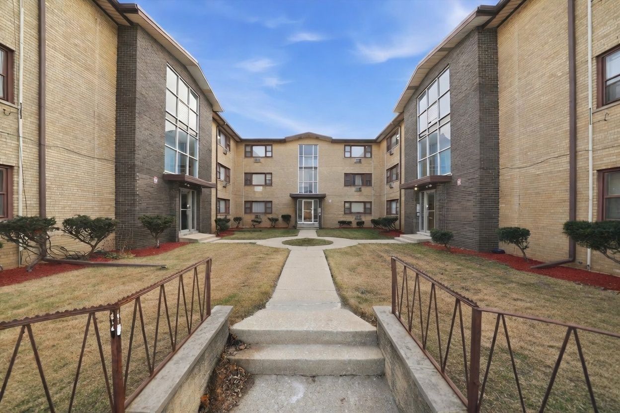 2153 East 87th Street Chicago IL 60617