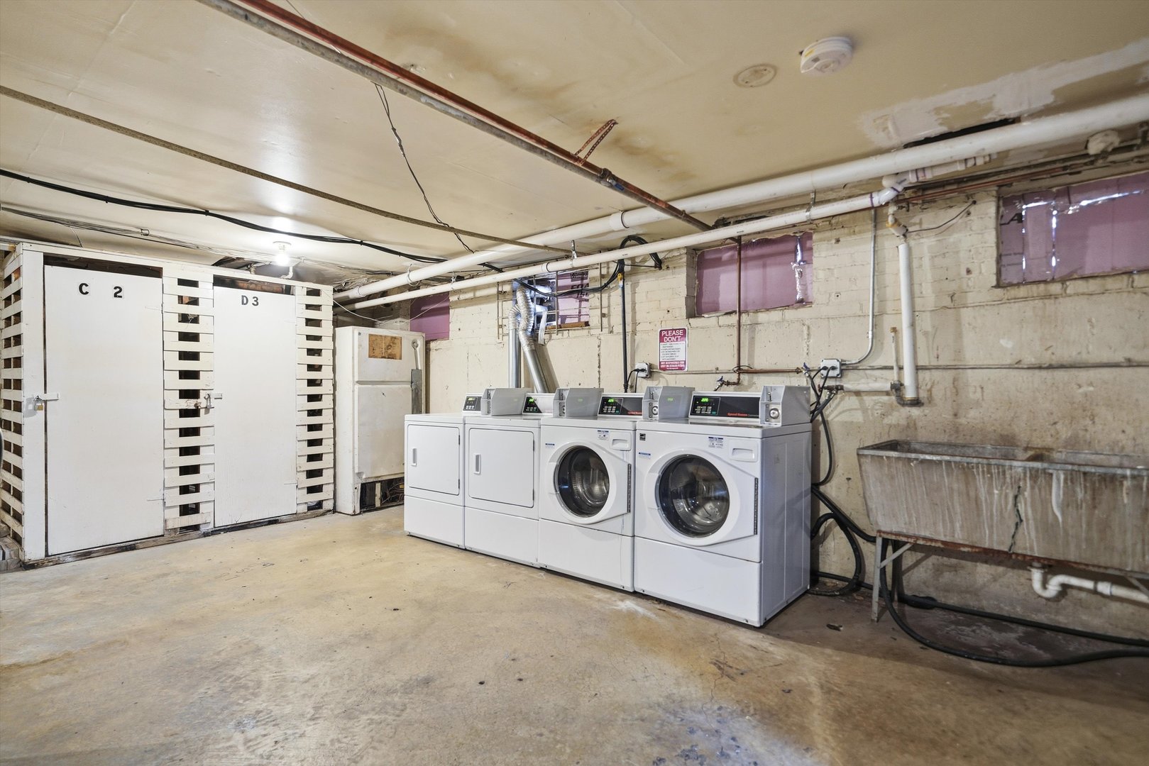 2153 East 87th Street Chicago IL 60617