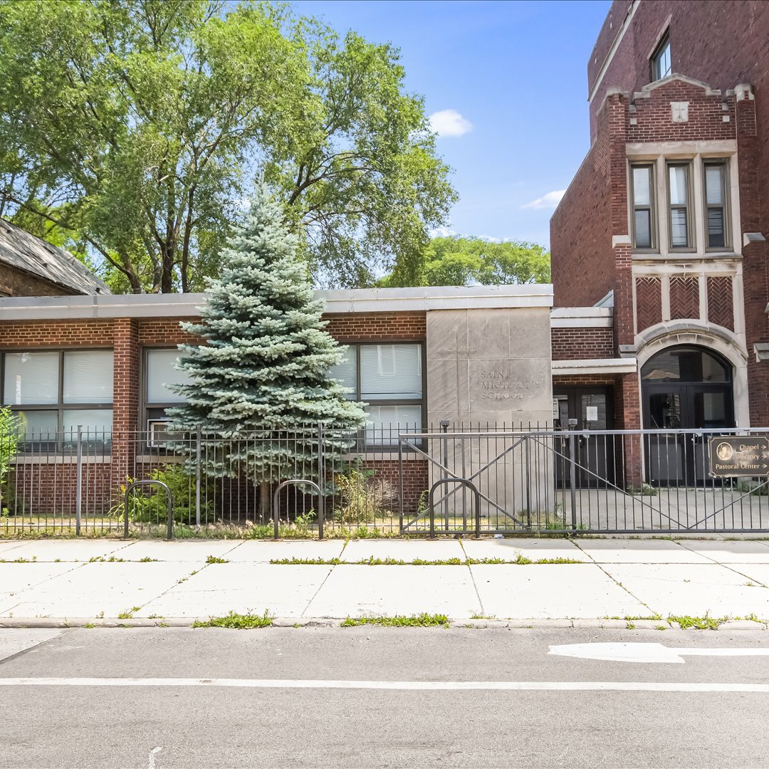 8231 South South Shore Drive Chicago IL 60617