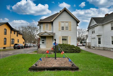 442 North Lake Street N Aurora IL 60506