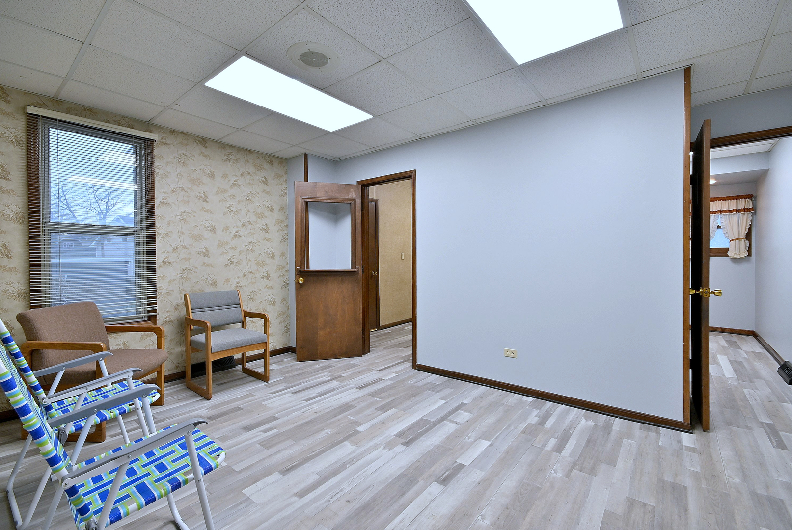 442 North Lake Street N Aurora IL 60506