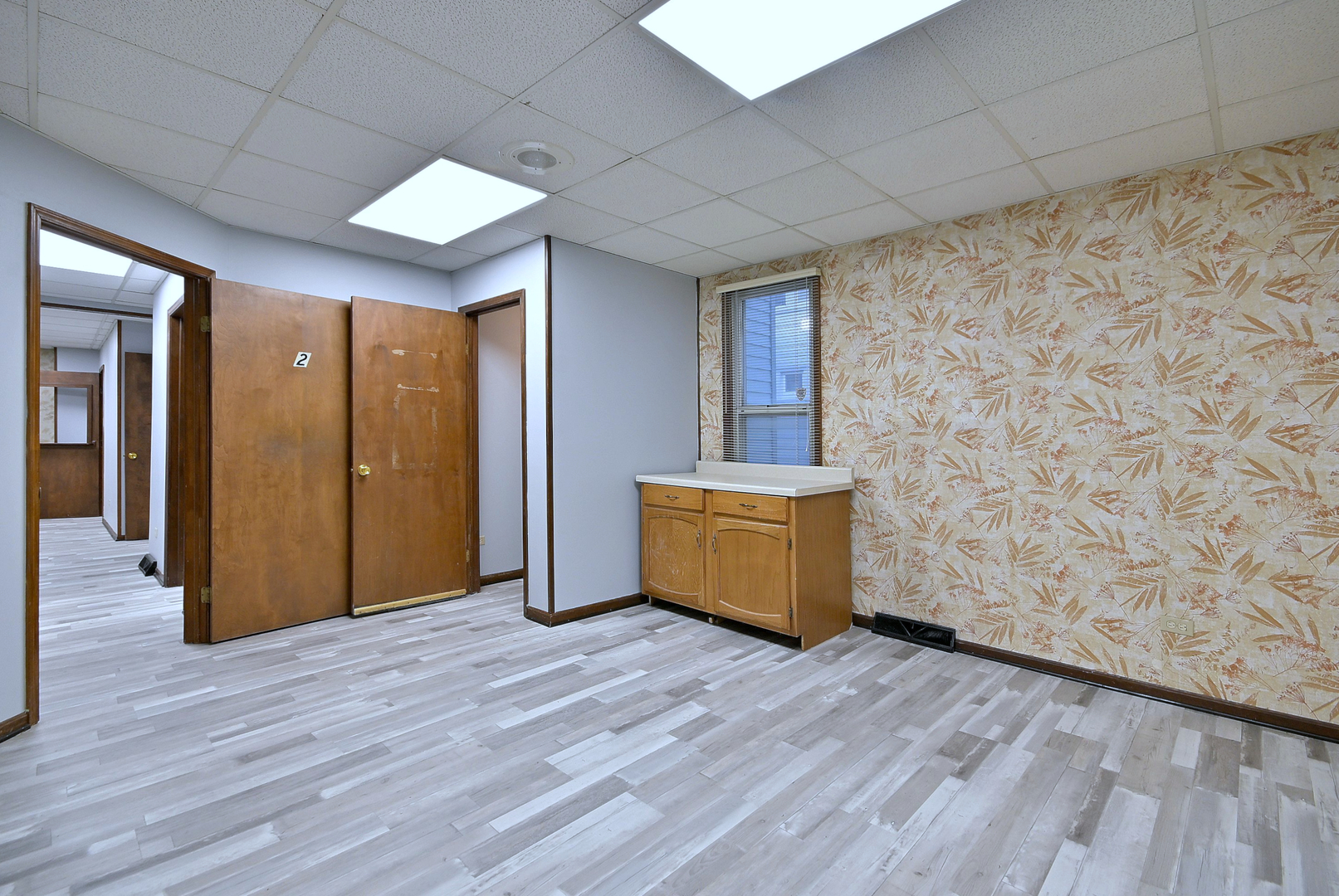 442 North Lake Street N Aurora IL 60506