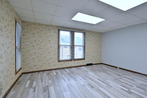 442 North Lake Street N Aurora IL 60506