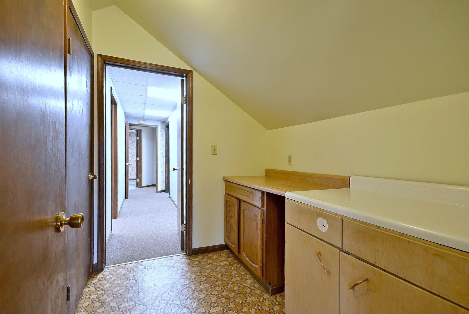 442 North Lake Street N Aurora IL 60506