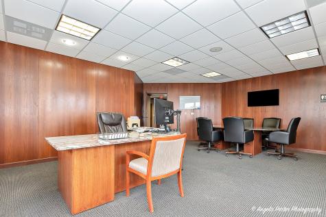 5400 West Elm Street Mchenry IL 60050