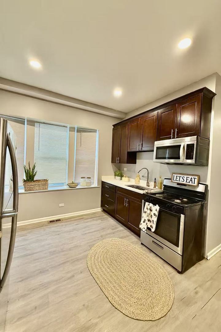 2159 North Laramie Avenue Chicago IL 60639