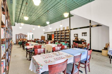103 & 105 West Sale Street Tuscola IL 61953