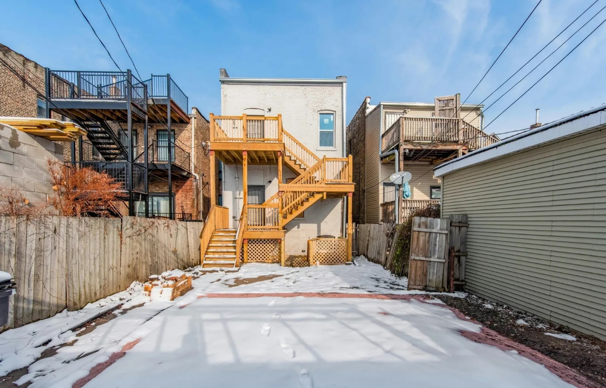 2935 West Warren Boulevard Chicago IL 60612