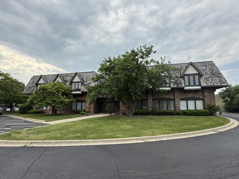 28085 North Ashley Circle Libertyville IL 60048