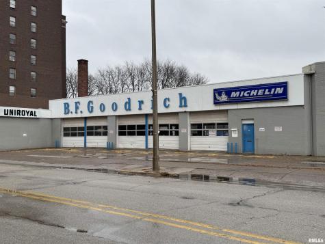 1901 4TH Avenue Rock Island IL 61201