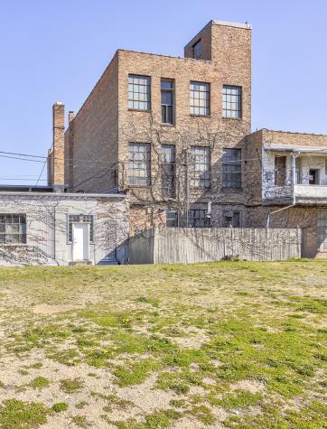 907 East State Street Rockford IL 61104