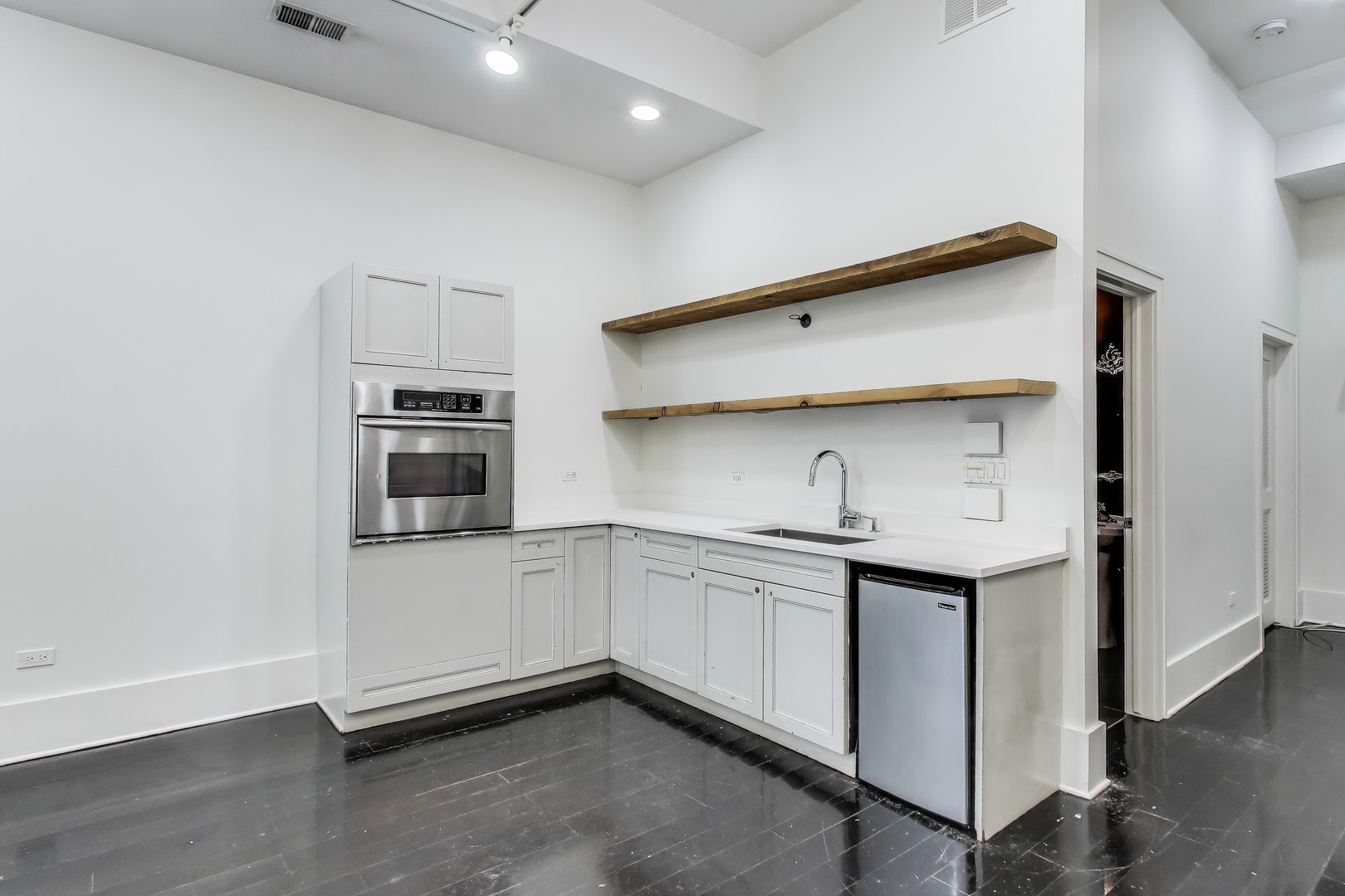 18 East Cullerton Street Chicago IL 60616